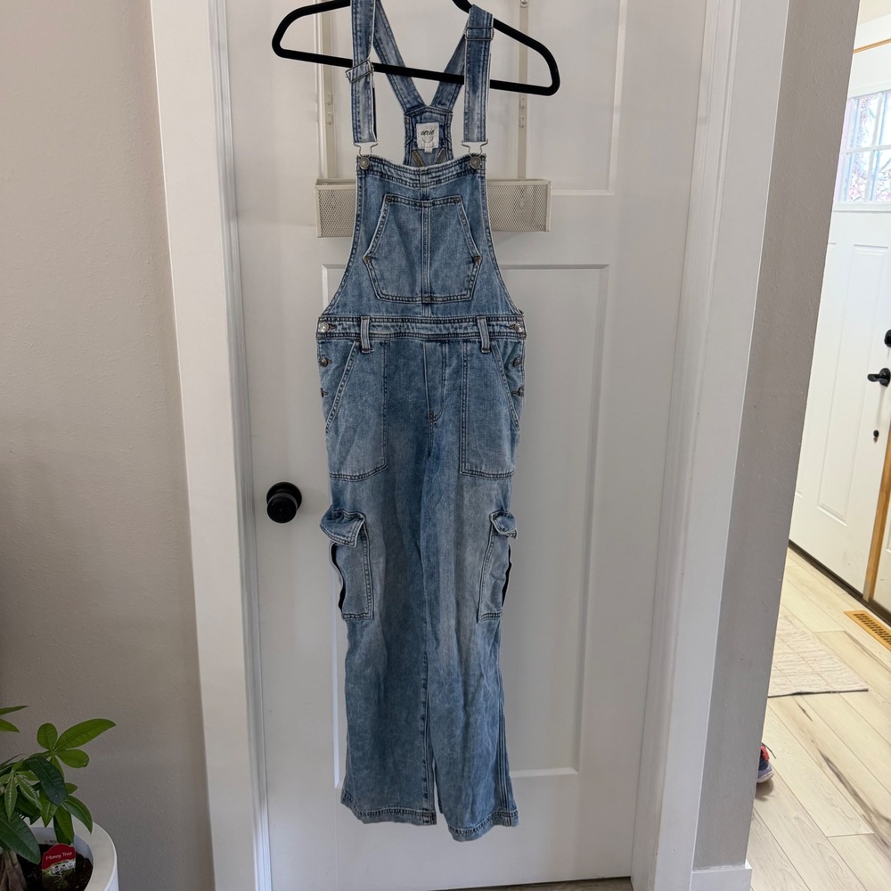 Aerie Light Wash Denim Cargo Overalls Straight Leg Blue Small Grunge